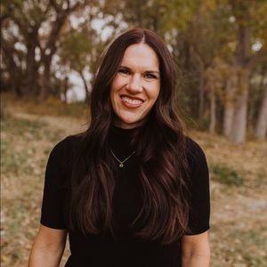 Meet your Posher, Lisa